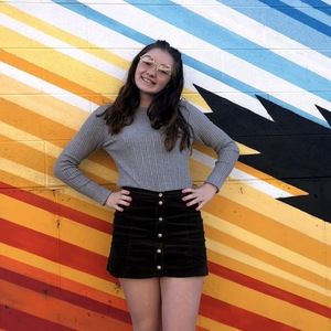 Meet your Posher, Brenna